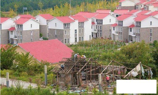新疆易地扶贫搬迁工程助16万人摆脱贫困根源