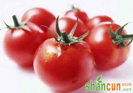 芬兰最新研究显示：多吃番茄少得中风