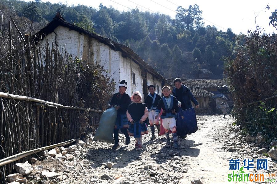 （新华全媒头条·图文互动）（1）“直过民族”瑶山再跨越