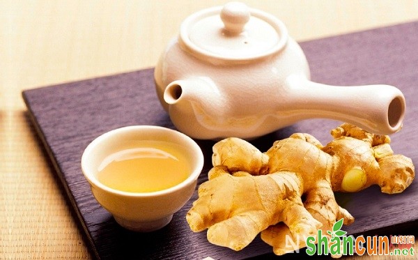 轻松驱寒暖胃排毒养颜 一碗简单的姜蜜茶就可以了