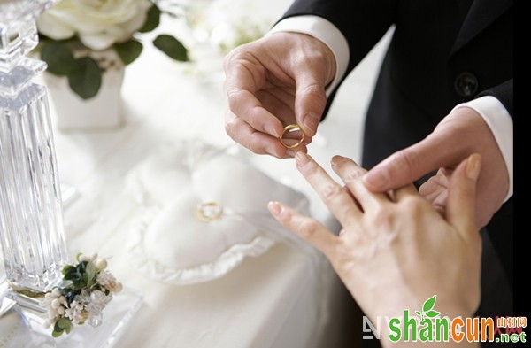 知名的婚戒品牌推荐 选择一枚独特的婚戒结婚吧