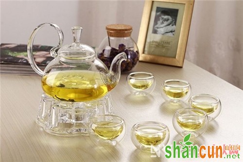 玻璃茶具如何清洗_不同材质的茶具该如何清洗 茶垢如何健康去除