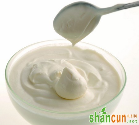 酸牛奶助你降血脂 酸奶有哪些营养成分