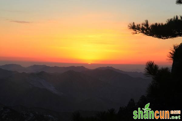 所以，还是尽量少登山、爬楼