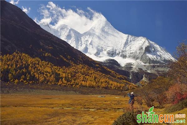 一般水温在30-70摄氏度不等