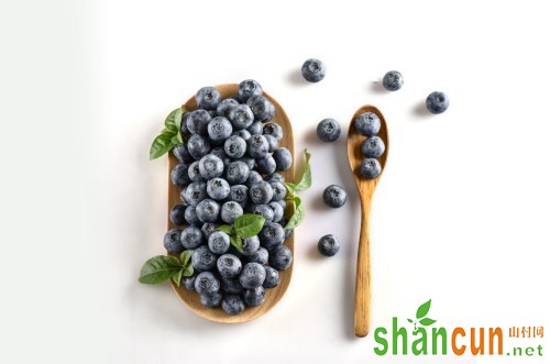 蓝莓的功效与作用 蓝莓的作用有哪些
