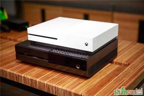 Xbox One S新款主机对比前作：薄了果然爽