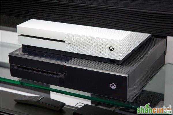 Xbox One S新款主机对比前作：薄了果然爽