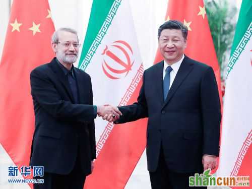 　2月20日，国家主席习近平在北京人民大会堂会见伊朗伊斯兰议会议长拉里贾尼。 新华社记者 姚大伟 摄