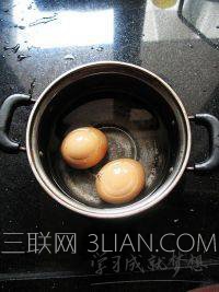 当归鸡蛋红糖水的做法步骤5