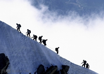 登山包什么牌子好 山村