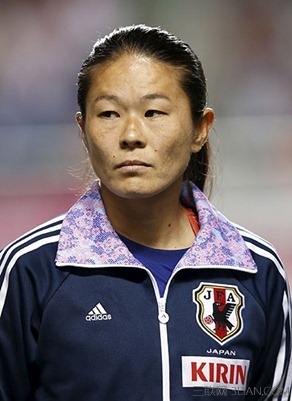 日本36岁老将泽穗希荣获两项世界纪录