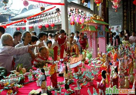 广东七夕节的习俗是什么      山村