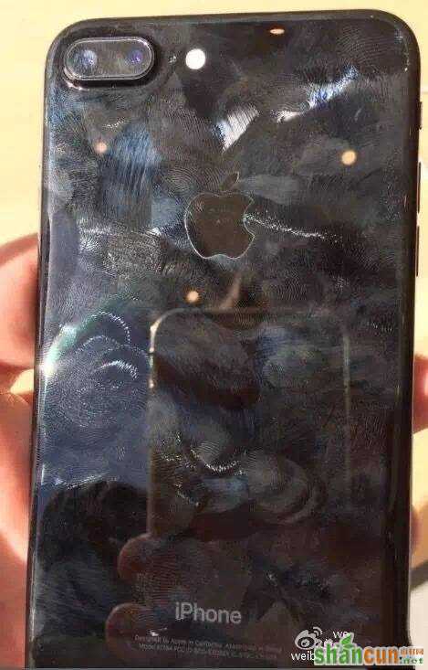 亮黑色iPhone7不戴套裸奔之后 辣瞎眼睛！