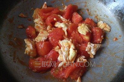 番茄炒蛋的做法步骤9