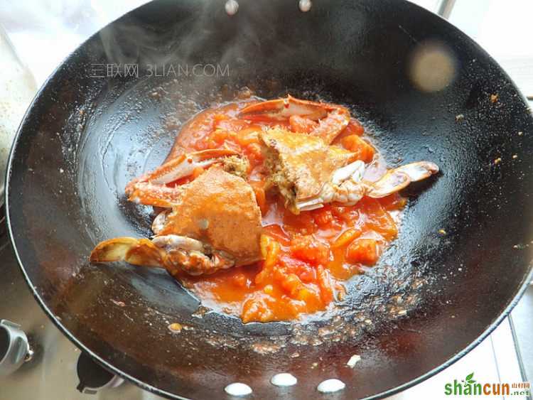 西红柿炒蟹的做法步骤3