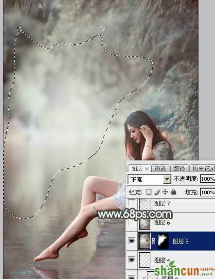 Photoshop给树荫下的美女加上唯美的中性淡蓝色