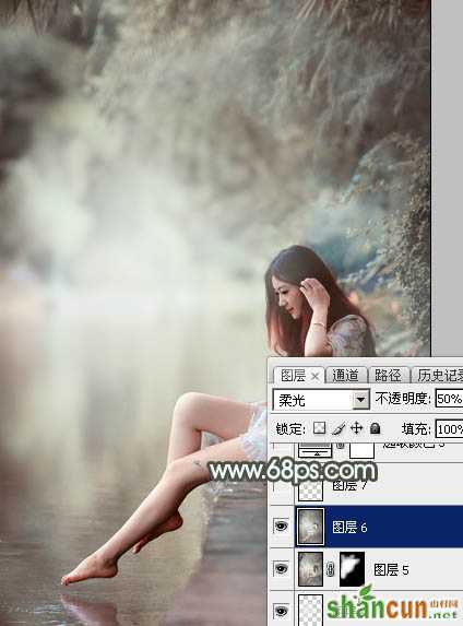 Photoshop给树荫下的美女加上唯美的中性淡蓝色