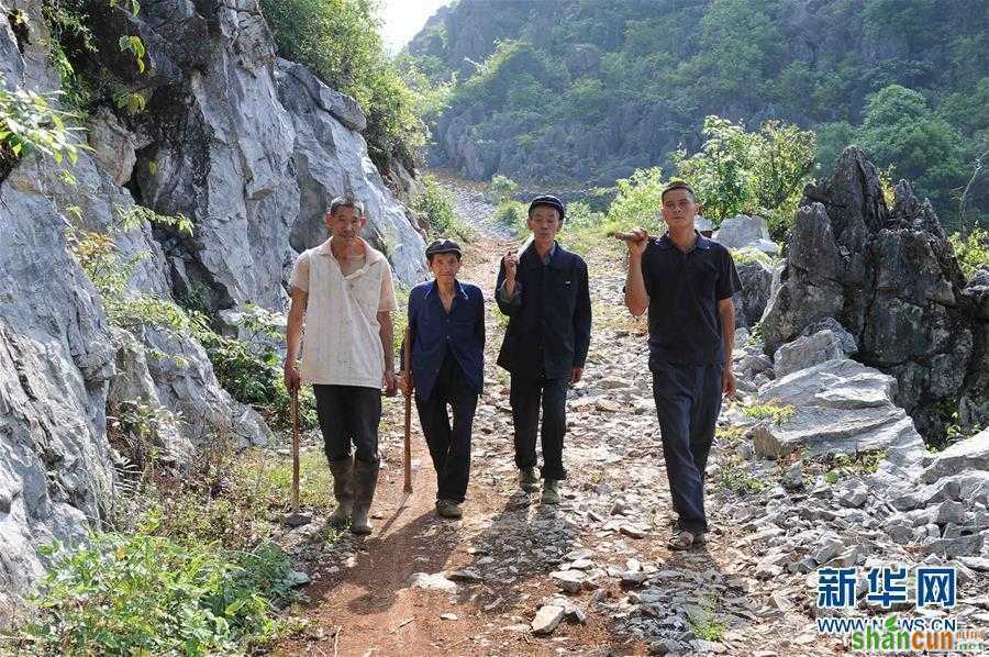 （壮丽70年·奋斗新时代·图文互动）（9）“石头地”里种出新希望——云南西畴县脱贫记